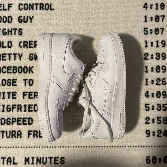 Nike Air Force One - Picture 8 of 8